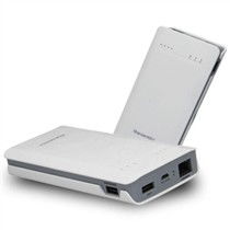 影巨人P8601 集3G路由与移动电源于一体的便携解决方案